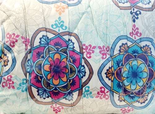 Blue and Pink Printed Comforter Set (Queen)