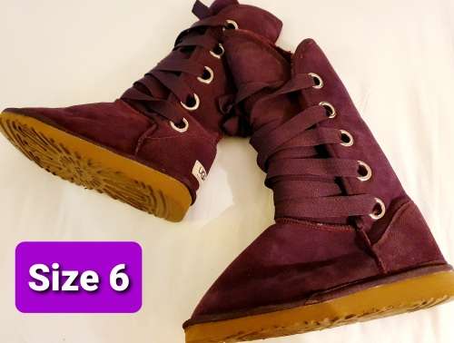 Ladies Purple Boots (Tie up) (Size 6)