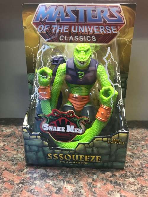 MOTUC - Sssqueeze