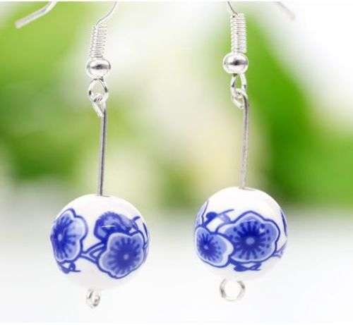 HANDMADE CERAMIC HANG EARRING