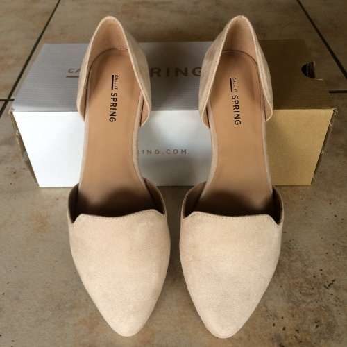 CALL IT SPRING BEAUTIFUL  SHOES IN SIZE 37.5 (SIZE 4.5)