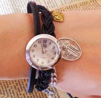 Fashion Leather Bracelet Watch