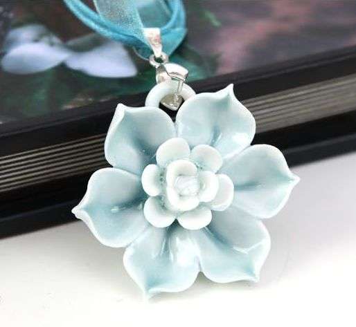 HANDMADE CERAMIC NECKLACE