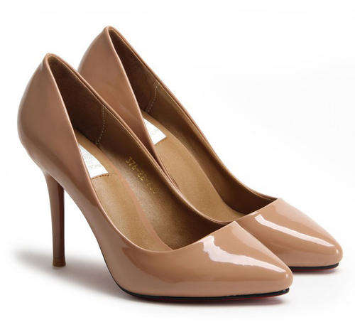Fashionable Shoes Available in 4 Colours