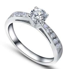 STUNNING ENGAGEMENT RING IN 925 STERLING SILVER***SIZE 6,7,8