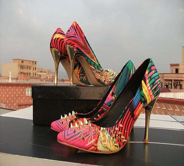 FREE SHIPPING***BRAND NEW!!! Striking 10cm High Heel Pump