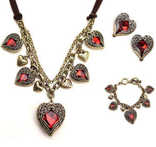 FASHIONABLE WINGED HEART ACCESSORIES SET (necklace, earring. bracelet)