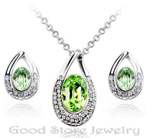 DAZZLING PERIDOT SWAROVSKI ACCESSORIES SET IN 18K WHITE GOLD CLAD