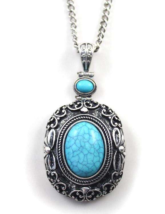 FASHIONABLE NECKLACE AVAILABLE IN BLUE