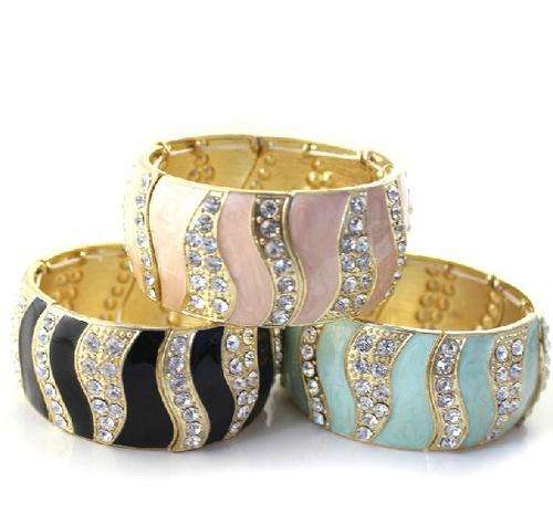 !!! NEW ARRIVAL!!!FASHIONABLE BRACELET IN 3 COLOURS