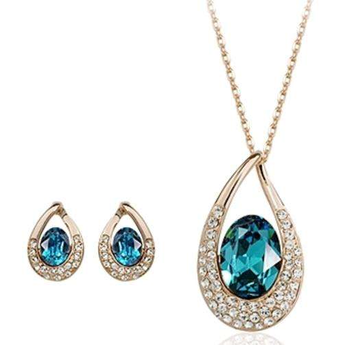 DAZZLING BLUE TOPAZ SWAROVSKI ACCESSORIES SET IN 18KGP