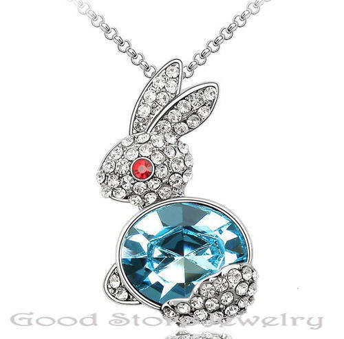 STUNNING  SWAROVSKI RABBIT NECKLACE IN 18KGP