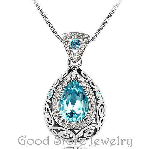 BEAUTIFUL BLUE TOPAZ SWAROVSKI  NECKLACE IN 18KGP