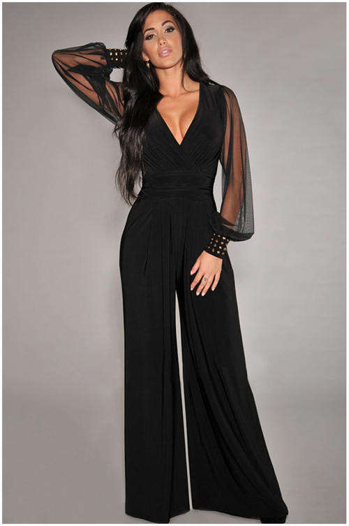 !!! NEW ARRIVED!!! BEAUTIFUL BLACK ROMPER IN SIZE S