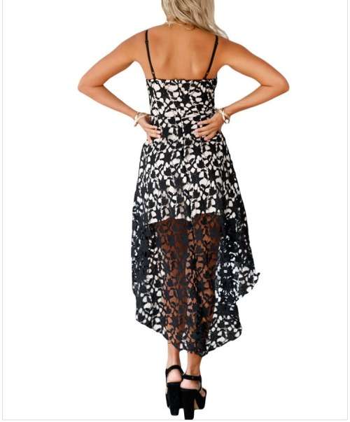 FASHIONABLE BLACK DRESS IN SIZE S,M