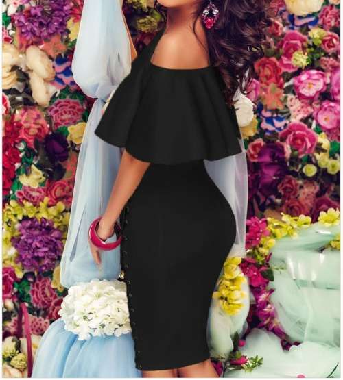 BLACK DRESS IN SIZE L