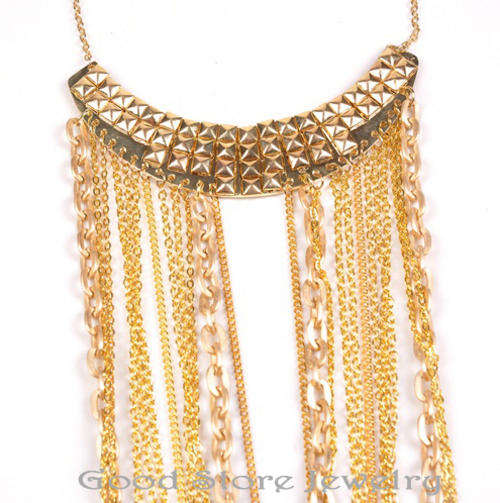 Stunning Dazzling Party Necklace In 18K Gold Plated