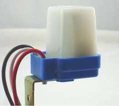 12V DAY/NIGHT SWITCH