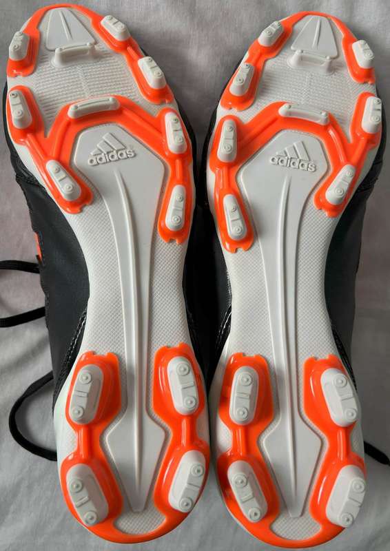 Adidas Predator Absolado TRX FG soccer boots - Black/Orange size 8 1/2 UK