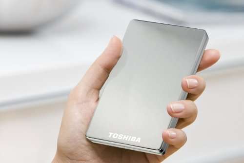 Toshiba STOR.E ALU 320GB External HDD