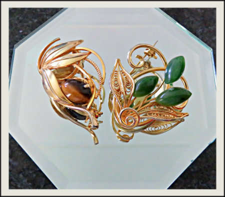 Vintage brooches oh ! so lovely!