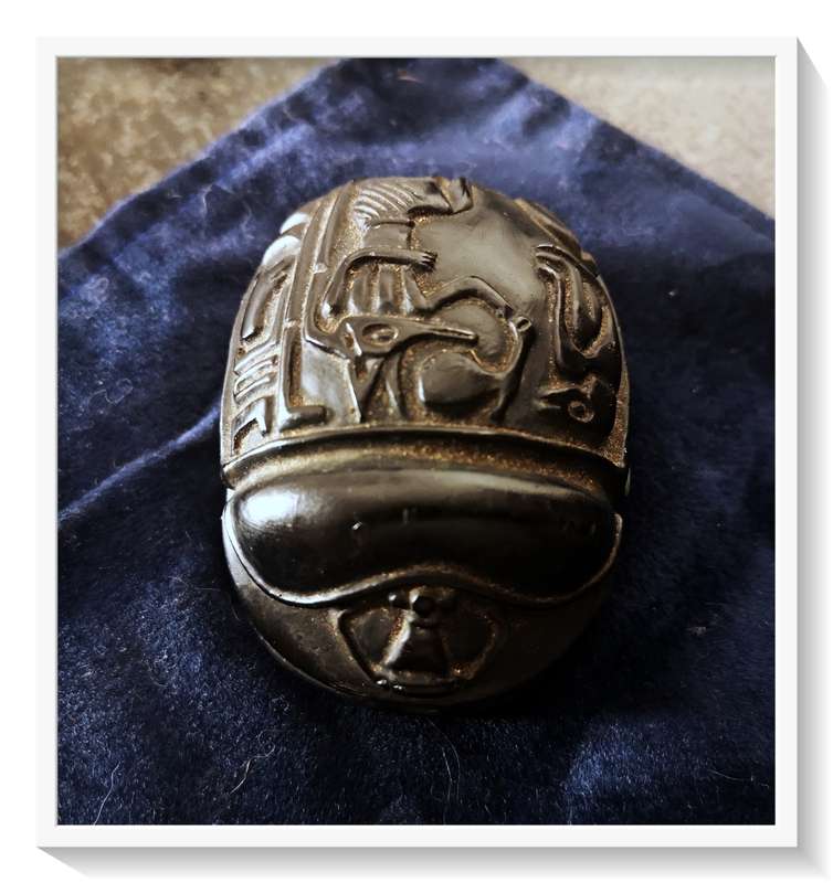 Exquisite Large Black Vintage Egyptian Scarab Beetle Collectable 1960s Size: 70mm by 50mm*
