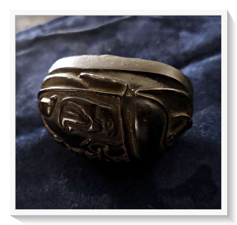 Exquisite Large Black Vintage Egyptian Scarab Beetle Collectable 1960s Size: 70mm by 50mm*