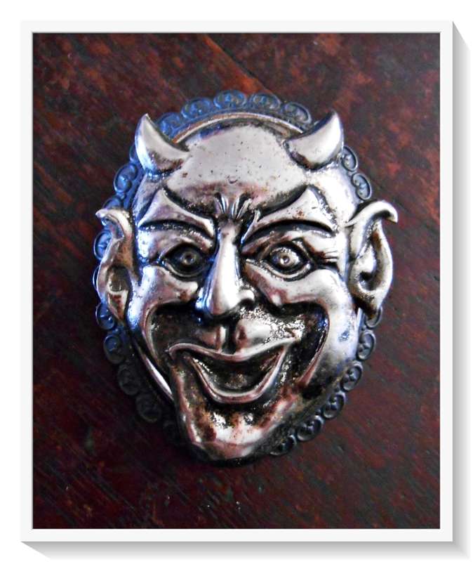 Retro Cacodaemoniacal Metal Brooch Featuring The Devil - One of a Kind Collectable*