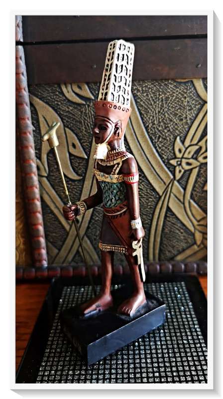 AMON Egyptian God Figurine made of Solid Resin Hand-Painted - Vintage Collectable with Box*