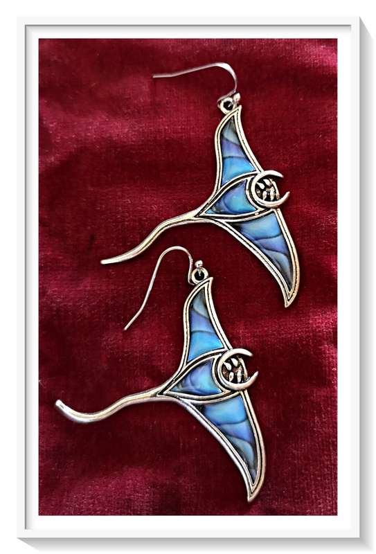 Sea Creature: Manta Ray Earrings with Shimmering Opalescent Inlay for Eccentric Ladies