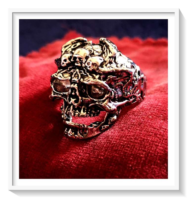 Demon Skull with small skulls on the Forehead and Open Mouth Size 8 For Him or Her
