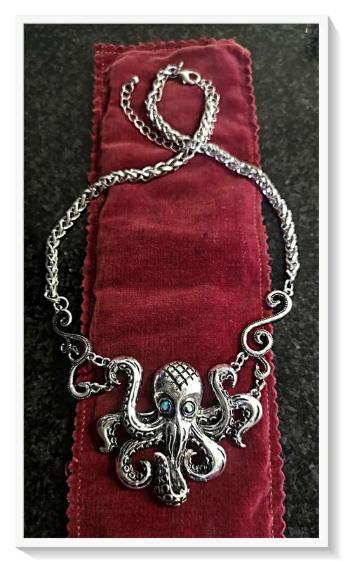 Spectacular Octopode Necklace for Him or Her - An Essential for any Lovecraft Aficionado *