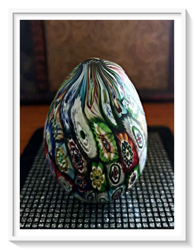 Rare Vintage Murano Millefiori Satin Matte psychedelic Glass Egg Paperweight Circa 1950s Venice ***