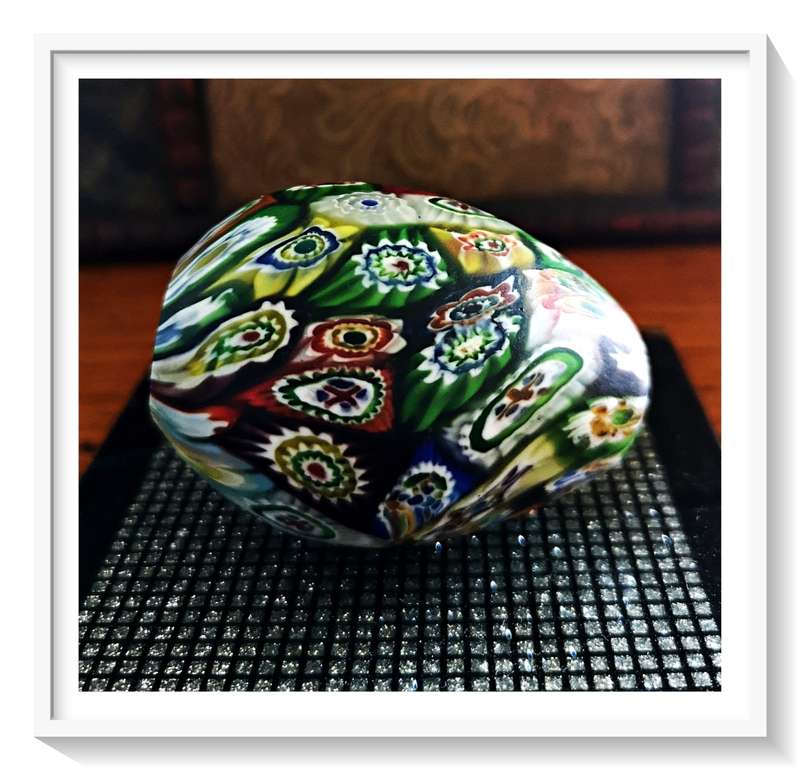 Rare Vintage Murano Millefiori Satin Matte psychedelic Glass Egg Paperweight Circa 1950s Venice ***