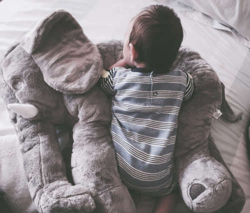 Elephant support pillow
