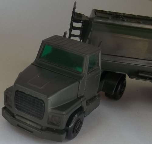 MATCHBOX Lesney SUPER KINGS K-16 Articulated Tanker Made in England 1973 ARMY MILITARY