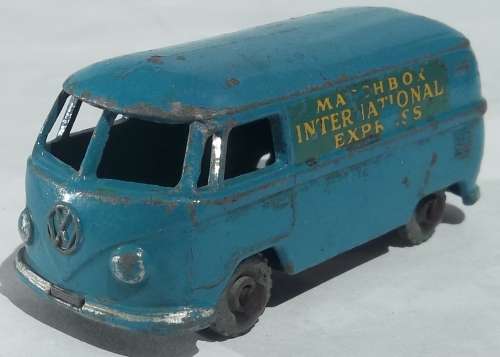 Matchbox Lesney 1-75 Series Regular Wheels MOKO #34 Volkswagen VW Caravette 1958 VINTAGE