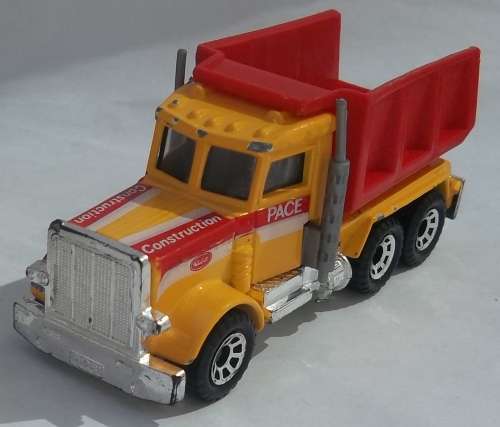 MATCHBOX Lesney Superfast Peterbilt Construction Truck 1990's Thailand