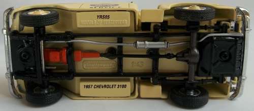 Matchbox Collectibles 1957 Chevy 3100 Bakkie BOXED 1:43 Scale Model Die Cast