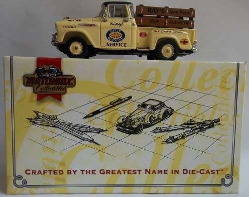 Matchbox Collectibles 1957 Chevy 3100 Bakkie BOXED 1:43 Scale Model Die Cast
