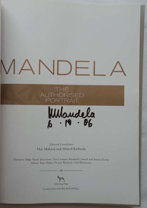 PRESIDENT NELSON MANDELA SIGNED AUTOGRAPH BOOK SIGNATURE AUTOGRAPHED MADIBA AUTHENTIC