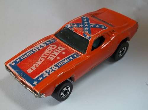 Hot Wheels dixie challenger