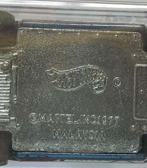 Hot Wheels Ferrari 308 (FINAL RUN SERIES 2004) - METAL BASE - Matchbox Scale Model Car HOTWHEELS