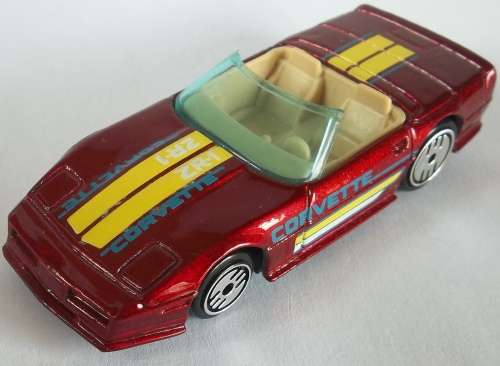 Hot Wheels 1988 Custom Corvette 1988 - NEAR MINT Like Matchbox HOTWHEELS