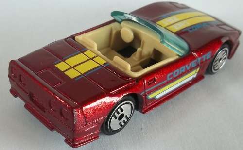 Hot Wheels 1988 Custom Corvette 1988 - NEAR MINT Like Matchbox HOTWHEELS