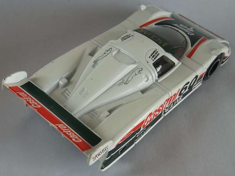 Corgi Toys 1/43 SCALE - 11cm Long Jaguar XJR9 Scale Model Car Vintage 1985