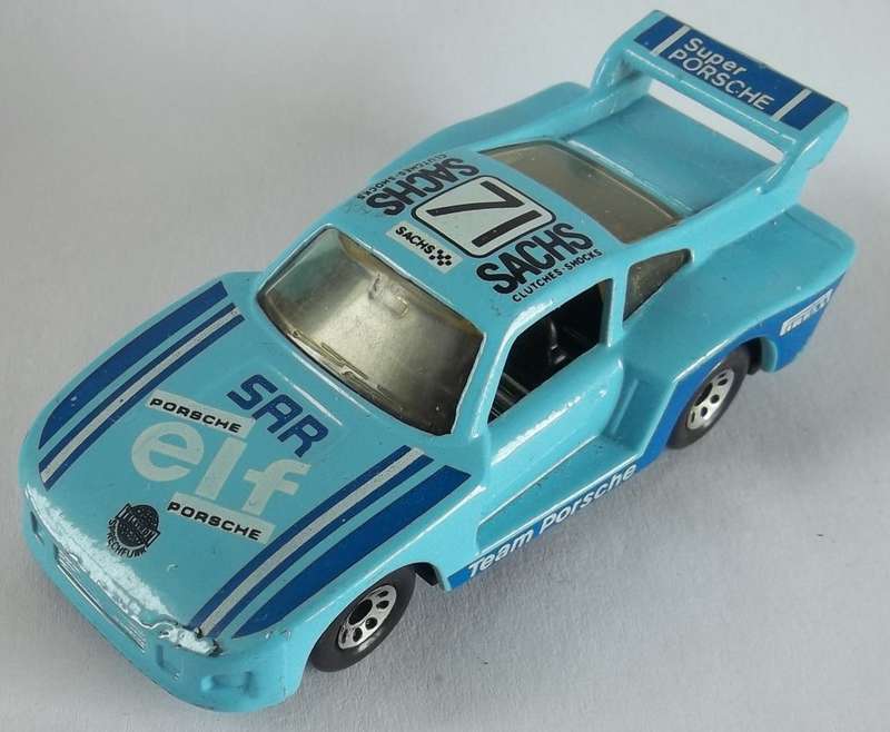 MATCHBOX Lesney Superfast Racing Porsche 935 Near Mint Model 1988