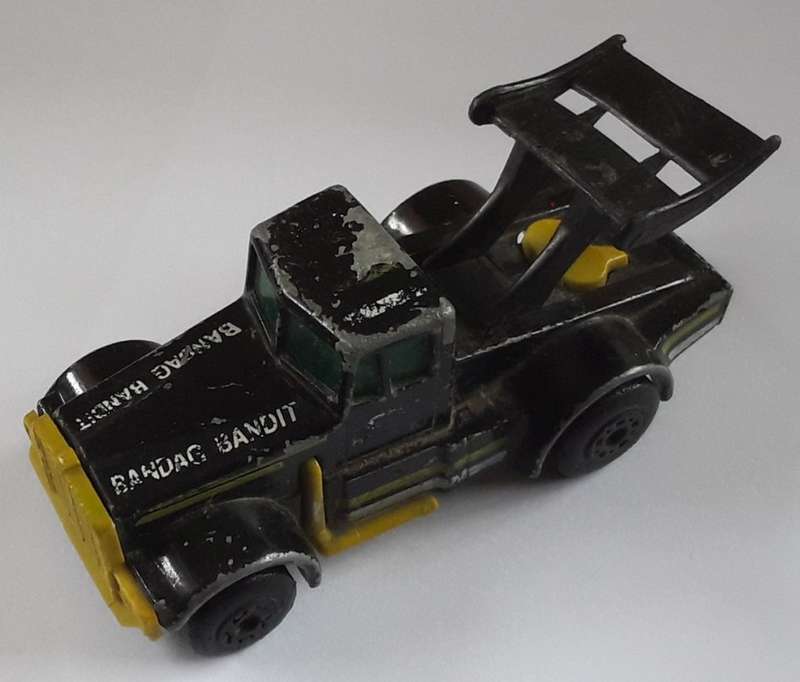 COLLECTION of 25 Matchbox Models + 1 Corgi Land Rover - Play worn Models - 1980s