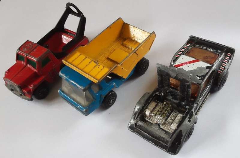 COLLECTION of 25 Matchbox Models + 1 Corgi Land Rover - Play worn Models - 1980s