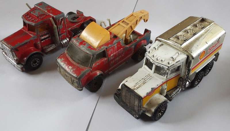 COLLECTION of 25 Matchbox Models + 1 Corgi Land Rover - Play worn Models - 1980s